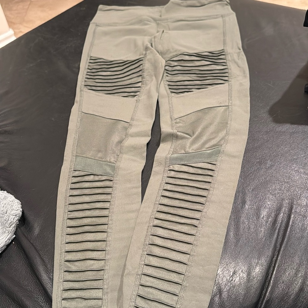 Alo leggings